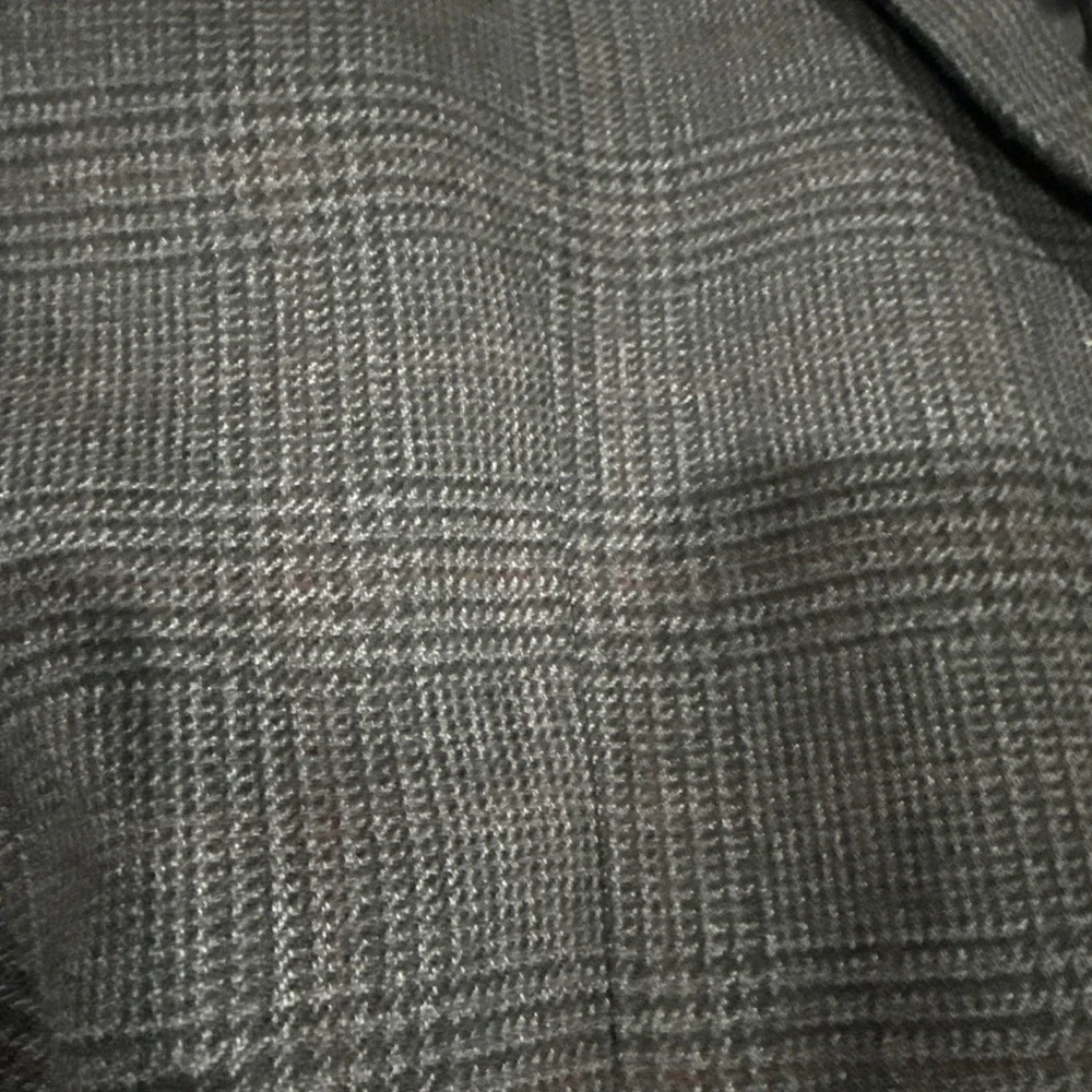 JOS A BANK men Grey Black WINDOWPANE 100% WOOL sport coat suit jacket blazer 43R
